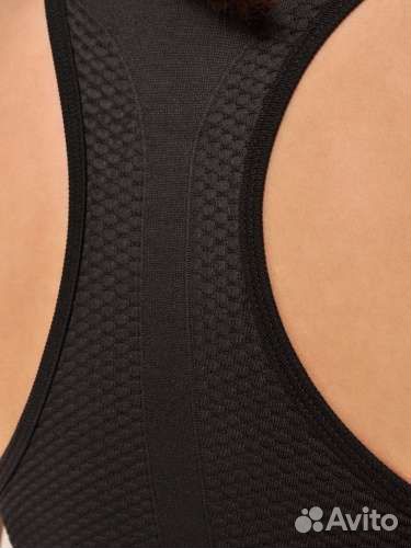 Спортивный топ