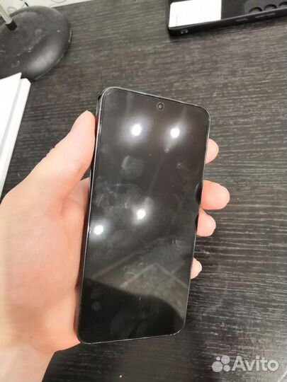 Samsung Galaxy S23, 8/128 ГБ