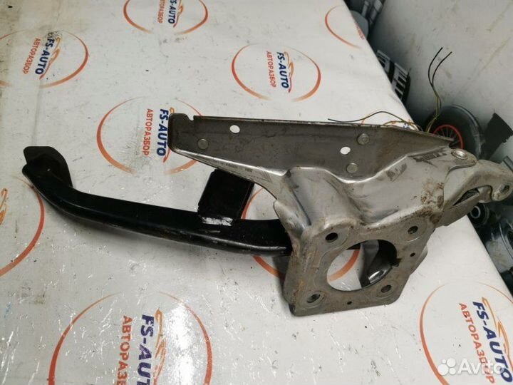 Педаль тормоза Ford Focus 2 универсал 1.6 hwda 100