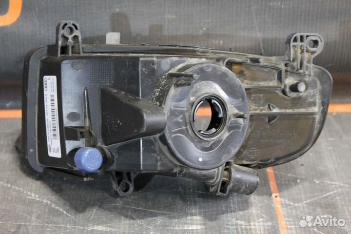 Фара противотуманная левая - Audi A4 B8