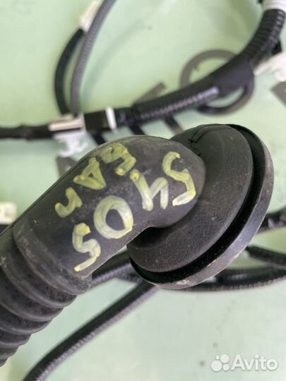 Проводка крышки багажника toyota rav4 xa50