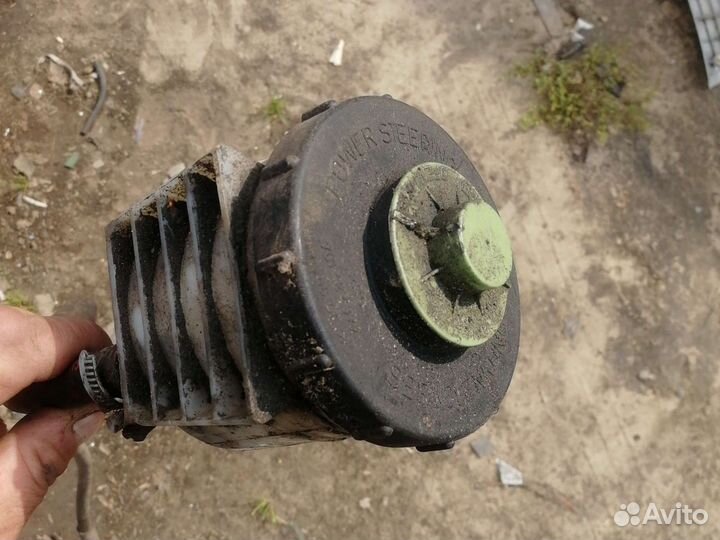 Бачок гур фольксваген т4