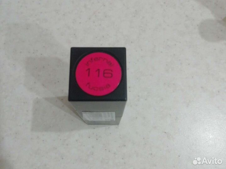 Помада и лак