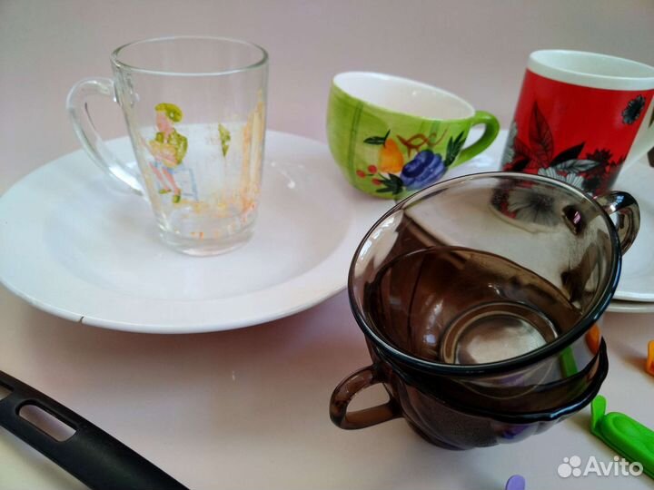 Набор посуды пакетом Чашки Тарелки Штопор Ложка