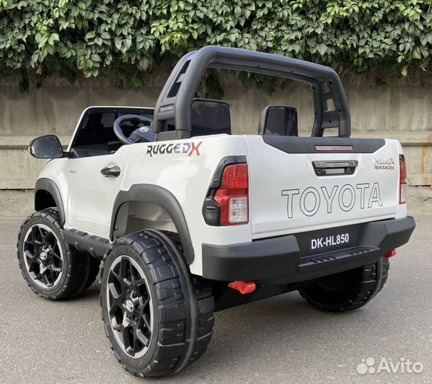 Детский электромобиль