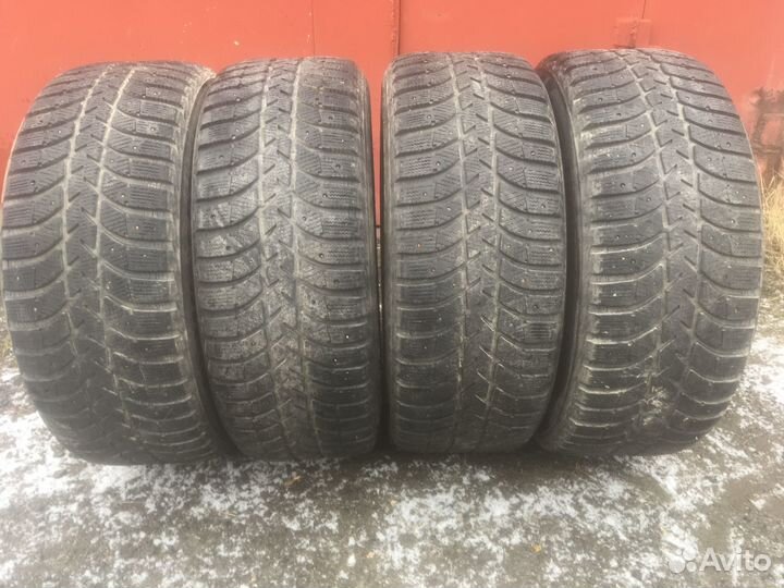 Bridgestone Ice Cruiser 5000 235/55 R17 30C