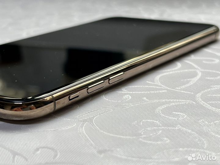 iPhone 11 Pro Max, 64 ГБ