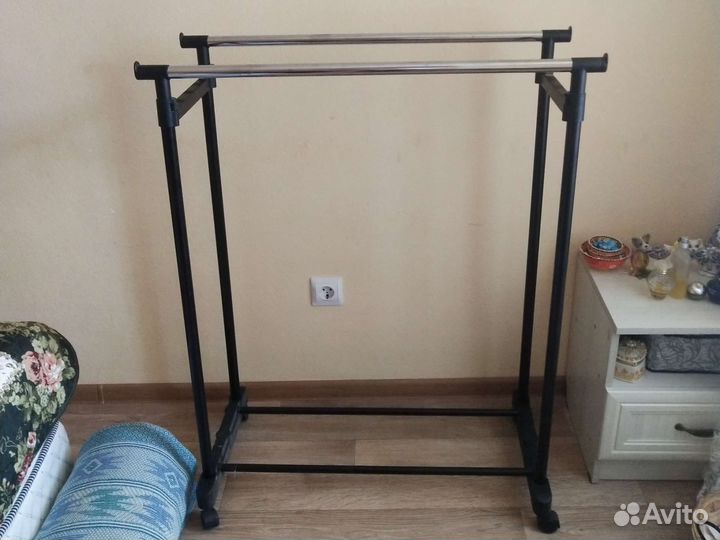 Перекладина для одежды На колесах IKEA