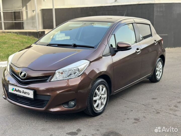 Toyota Vitz 1.3 CVT, 2012, 115 000 км