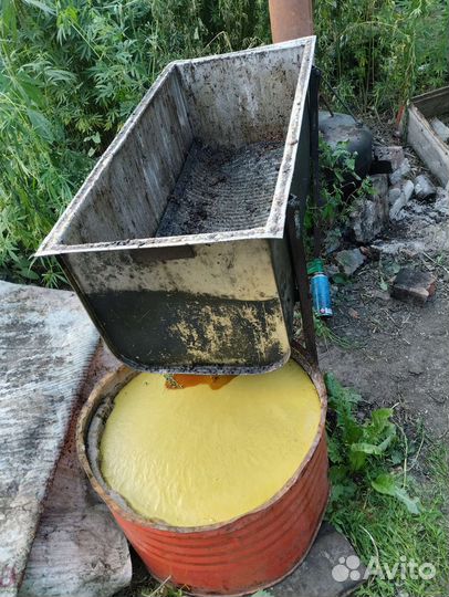 Воск пчелиный