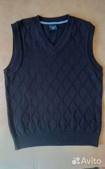 Жилет для мальчика вязаный 134