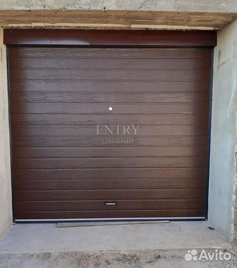 Ворота гаражные секционные
