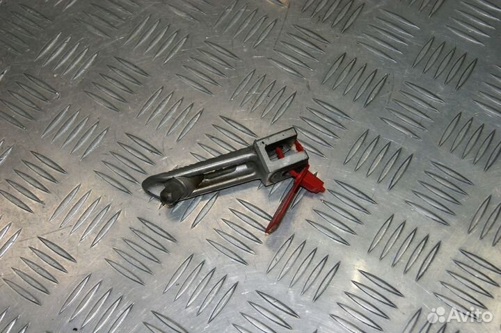 Подножка водителя правая Suzuki GSX-R600, K6-K7