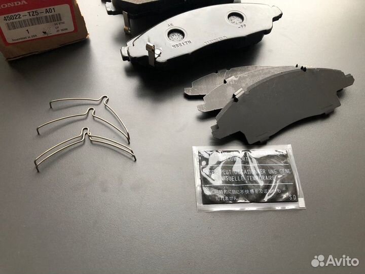 Колодки тормозные передние Honda Pilot 2008-2020