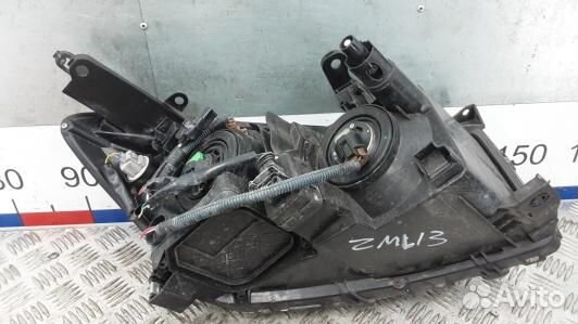 Фара левая toyota RAV 4 ZSA3 (ZML13MU01)