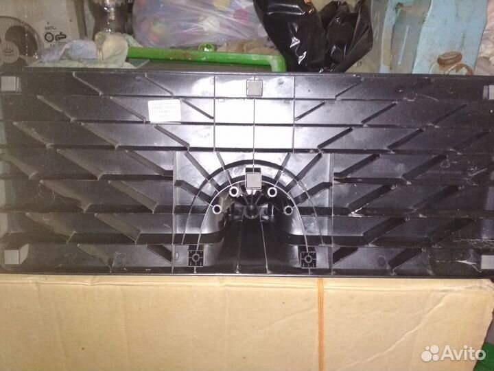 Подставка по телевизор