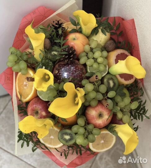 1 сентябр Женский букет цветы фрукты ягоды конфеты