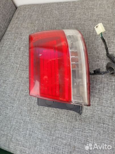 Задний фонарь правый mark 2 x100