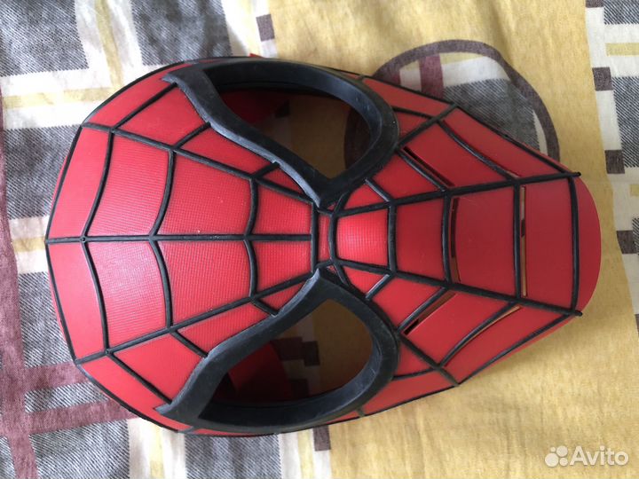 Маска человека-паука