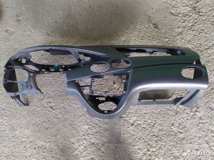 Панель приборов Ford Focus 1 хэтчбек 1.8 2004