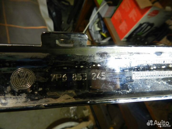 Накладка бампера переднего - Volkswagen Touareg