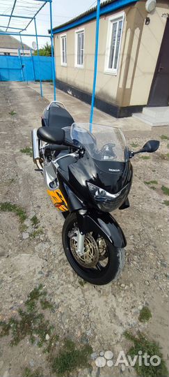 Honda CBR600F4