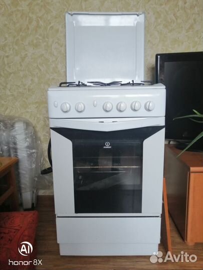 Газовая плита Indesit