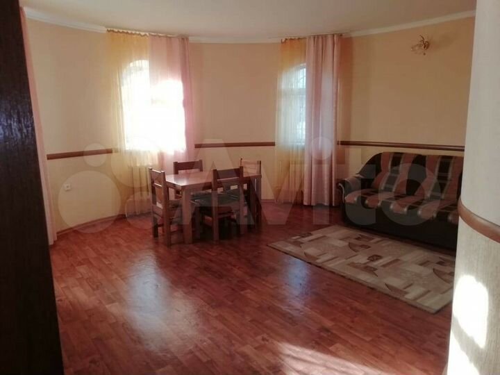 Гостиница, 1719 м²