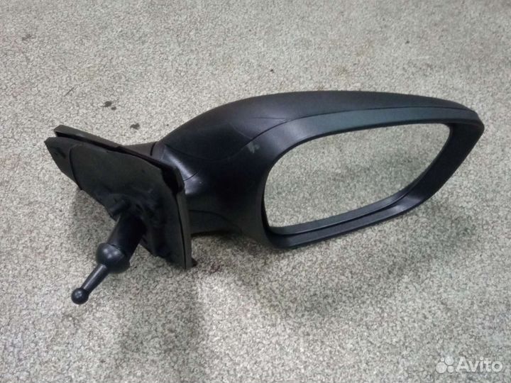 Зеркало правое Hyundai Solaris 10-14 / 11-17