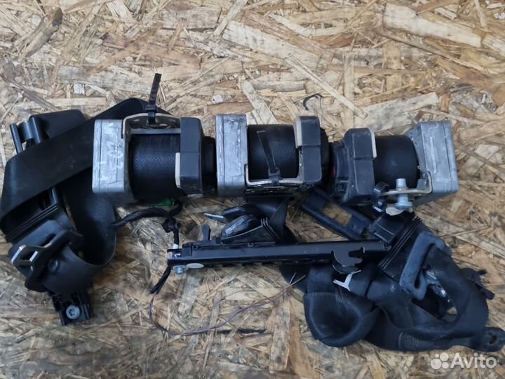 Ремень безопасности mercedes W203 L-1