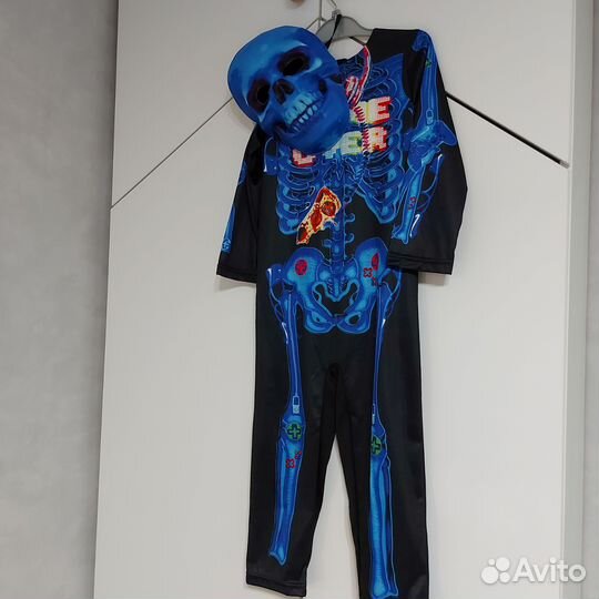 Костюм скелета на Хэлоуин