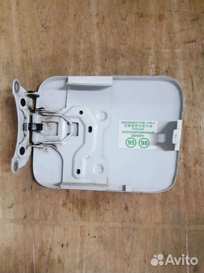 Лючок бензобака Рено Логан 2