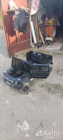 Детский электромобиль