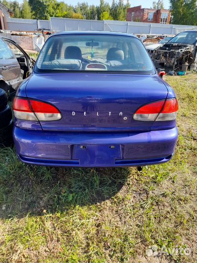 Kia Carens 2002-2006 kia avella