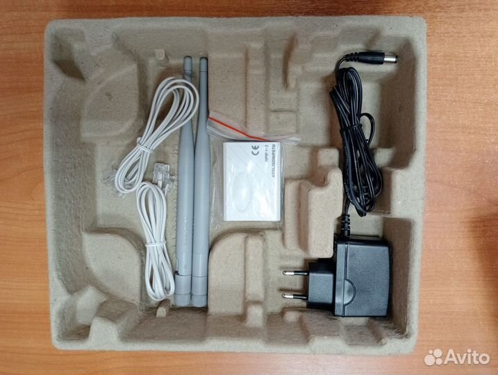 Модем Wi-Fi роутер TP-Link TD-W8961NB