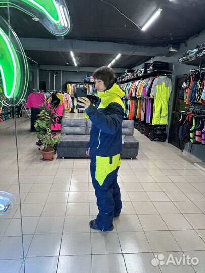 Лыжный комбинезон мужской headquarter L новый