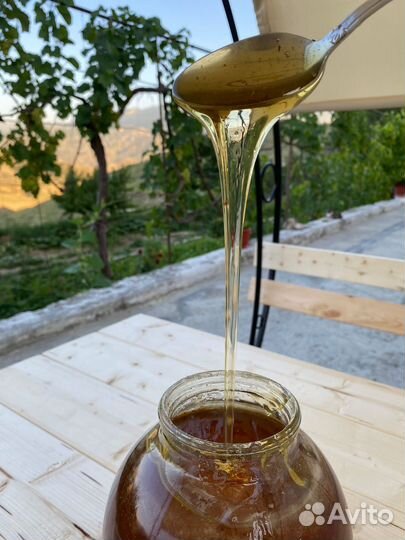 Майский горный мед