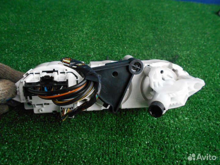 Блок управления отопителем Ford Focus 2