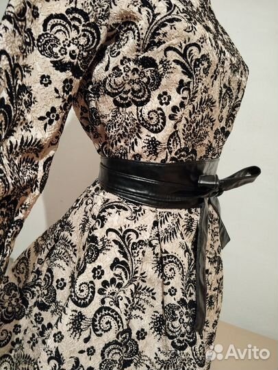 Нарядное платье