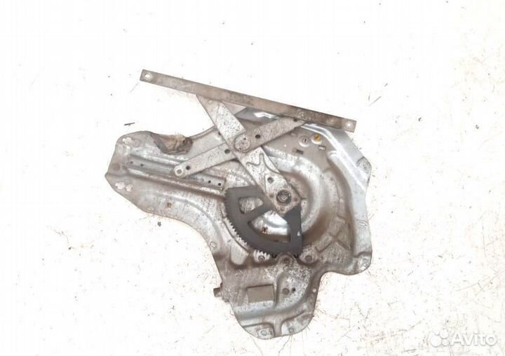 Стеклоподъемник задний правый Hyundai Elantra xd