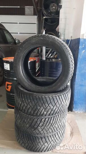 Goodyear Ultragrip Ice Arctic 225/55 R17