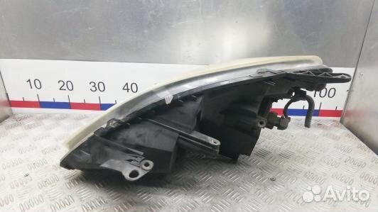 Фара правая opel zafira B (ABR05MU01)