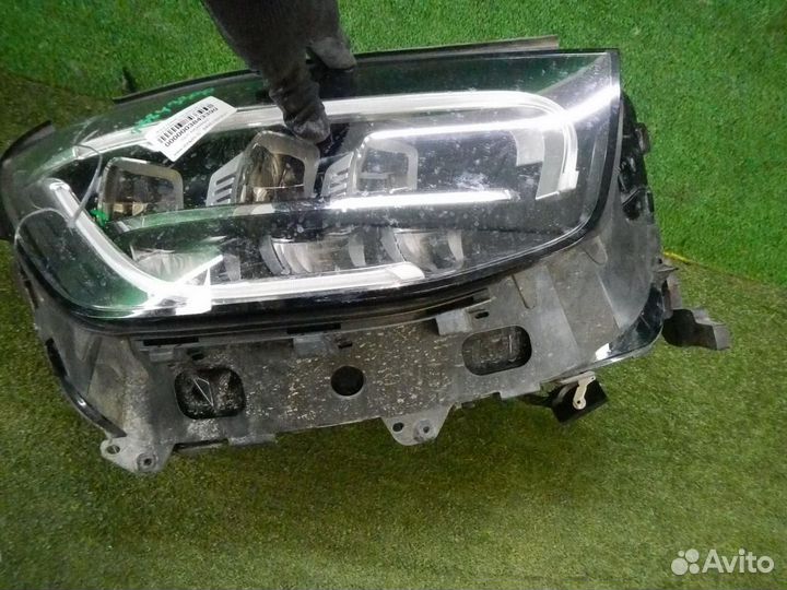 Фара правая Mercedes-Benz GLC