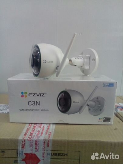 Умная Wi-Fi камера видеонаблюдения