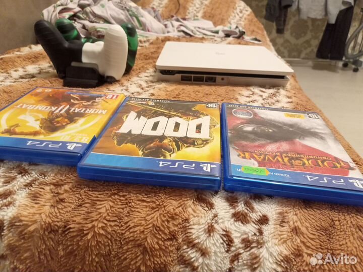 Sony playstation 4
