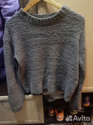 Свитер женский короткий