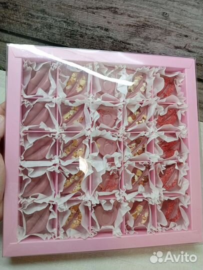 Шоколадные наборы 14 февраля,торты