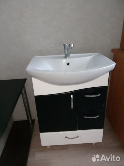 Тумба для ванной бу