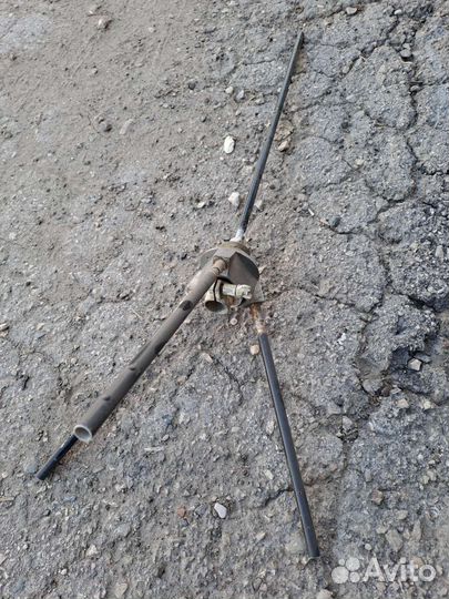 Тройник головки антенны