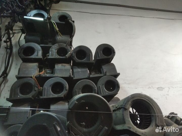 Вентилятор отопителя spal 24v Б/У